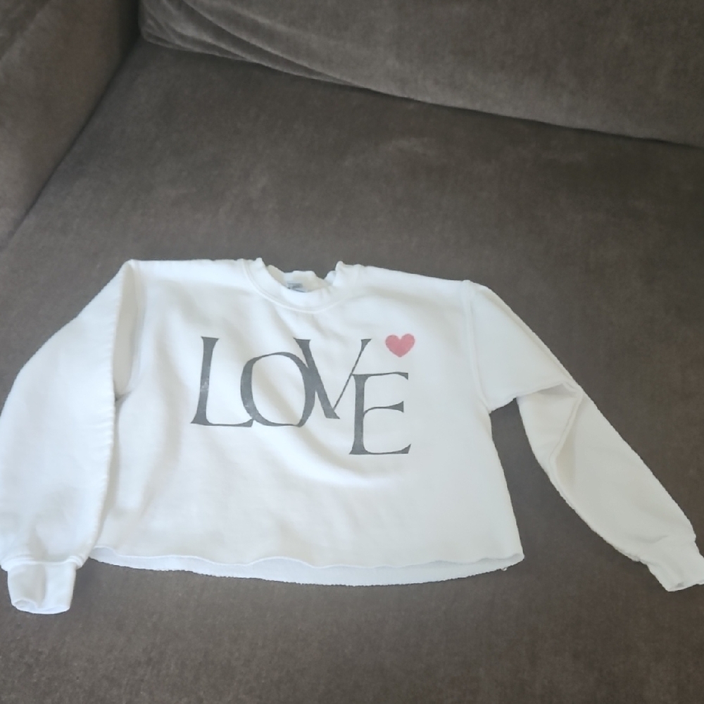 Gildan White Heavy Blend Sweatshirt